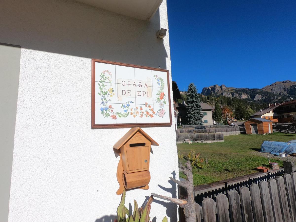 Ferienwohnung Ciasa De Epi Pera Exterior foto